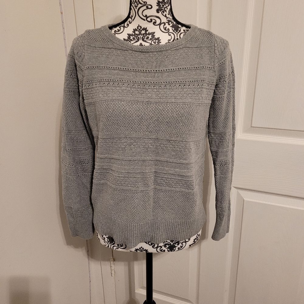 ‎Ann Taylor Loft woman's sweater
